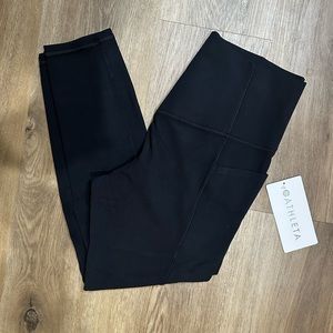 Athlete Salutation Stash 7/8 Tight